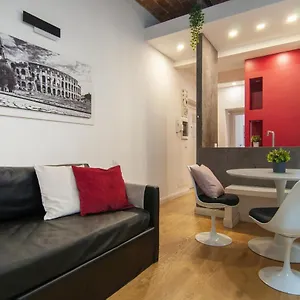  Apartment Urbanflat Repubblica Square Italy